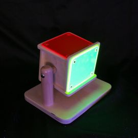 Cube kaléidoscope - Hop’Toys | Achetez sur Everykid.com